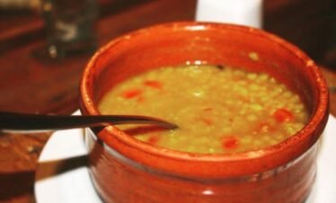 Ankhtours, Oriental lentil soup