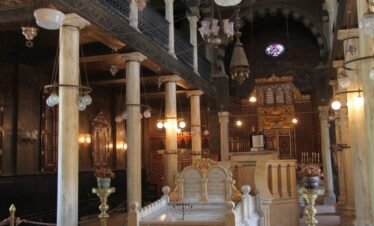 Ankhtours, Ben Ezra synagogue in the coptic area